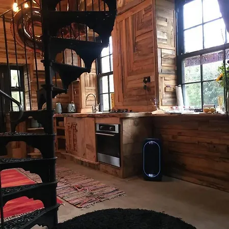 The Coach House In The Heart Of Bishopston Апартаменты *