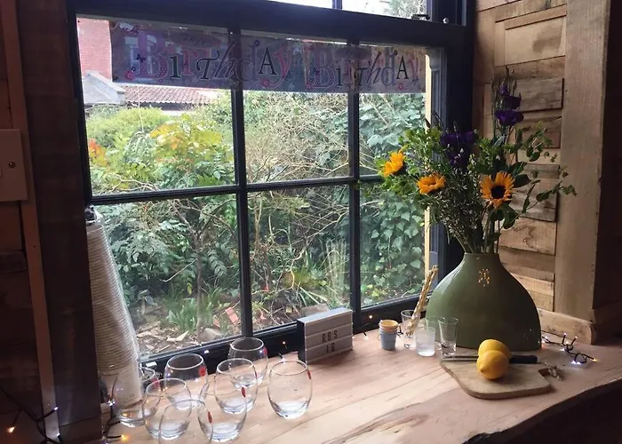 The Coach House In The Heart Of Bishopston 公寓